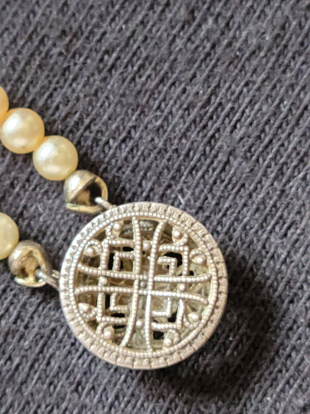 Classic Cream Pearl Bead Necklace Vintage Costume Rare Gorgeous - Picture 4 of 9